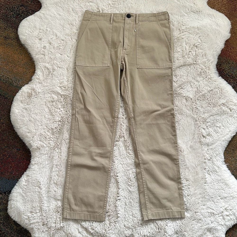 Vince Men’s Chino Pant Size 32